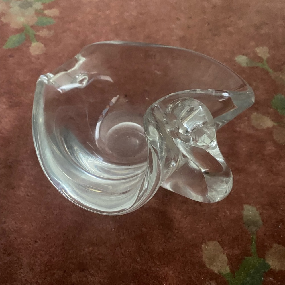 Steuben hand blown carved “swan” crystal glass bowl